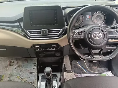 2023 Toyota Glanza G AMT