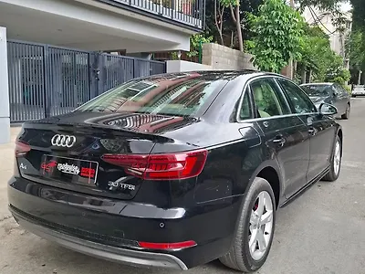 2018 Audi A4 30 TFSI Premium Plus