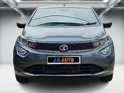 2023 Tata Altroz XZ Petrol 1