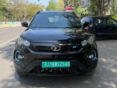 2023 Tata Nexon EV XZ Plus LUX Dark Edition 1 2023 Tata Nexon EV XZ Plus LUX Dark Edition 1