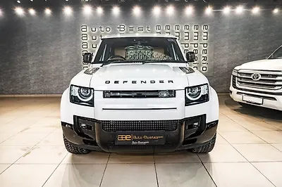 Second Hand Land Rover Defender 110 HSE 2.0 Petrol in Delhi Second Hand Land Rover Defender 110 HSE 2.0 Petrol in Delhi