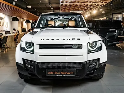 2023 Land Rover Defender 110 HSE 2.0 Petrol 1