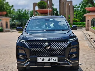 2024 MG Hector Plus Savvy Pro 1.5 Turbo Petrol CVT 6 STR 1