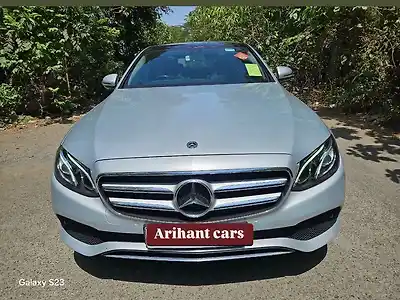 Second Hand मर्सिडीज़ बेंज़ E-क्लास e 220d एक्सक्लूज़िव [2021-2023] in मुंबई