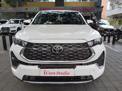 2023 Toyota Innova Hycross GX Petrol Automatic (CVT) 8 STR 1