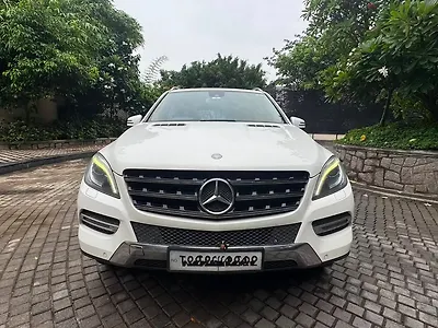 2015 Mercedes-Benz M-Class ML 250 CDI 1 2015 Mercedes-Benz M-Class ML 250 CDI 1