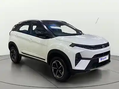 2023 टाटा नेक्सन फ़ीयरलेस 1.2 पेट्रोल 6 एमटी ड्युअल टोन [2023-2025] 1