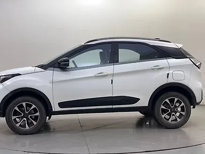 2020 Tata Nexon