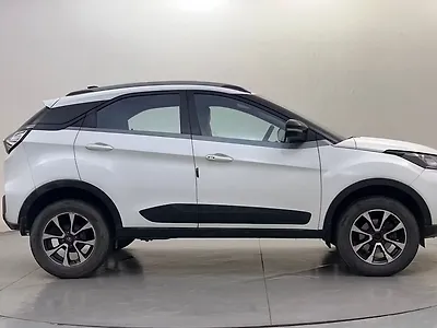 2020 Tata Nexon