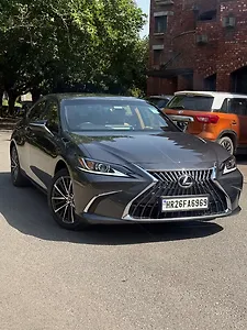 2023 Lexus ES 500e 300h Exquisite 1 2023 Lexus ES 500e 300h Exquisite 1