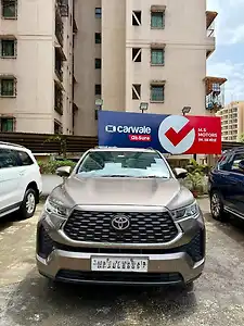 2023 टोयोटा इनोवा हायक्रॉस VX Hybrid (Electric + Petrol) Automatic (e-CVT) 8 STR 1
