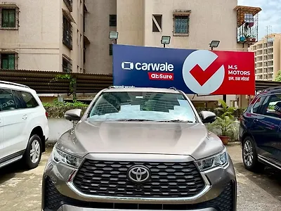 2023 Toyota Innova Hycross VX Hybrid (Electric + Petrol) Automatic (e-CVT) 8 STR 1