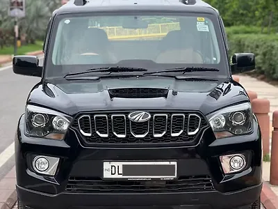 Second Hand Mahindra Scorpio S5 in Noida