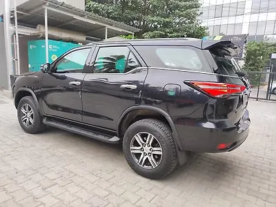 2025 Toyota Fortuner
