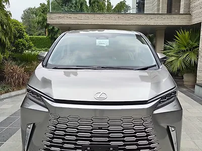 2026 Lexus LM 350h 7 STR VIP 1