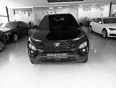2023 Tata Safari XZA Plus Dark Edition 1 2023 Tata Safari XZA Plus Dark Edition 1