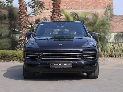 Second Hand Porsche Cayenne Base [2020-2023] in Indore