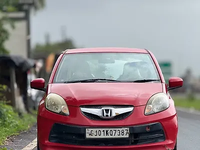 Second Hand Honda Brio S MT in Valsad