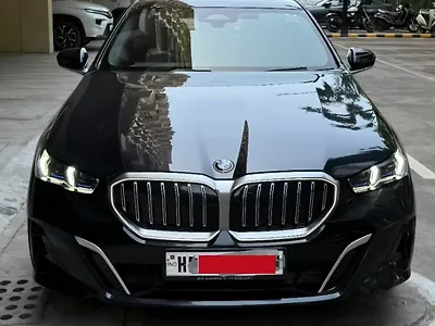 2025 BMW 5-Series 530Li Petrol 2.0L Turbo Automatic Aluminium Satinated 1