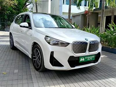 2025 BMW iX1 LWB eDrive20L M Sport