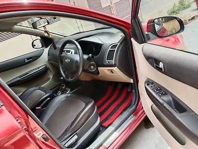 2012 Hyundai i20 Magna (O) 1.2