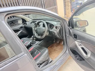 2012 Ford Figo Duratec Petrol ZXI 1.2