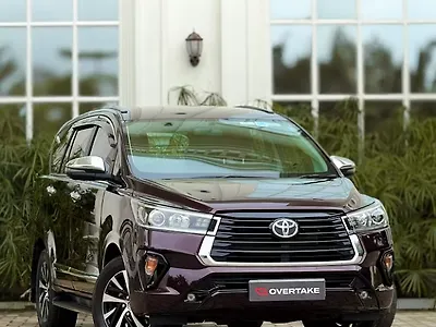 2021 Toyota Innova Crysta ZX 2.4 7 STR 1