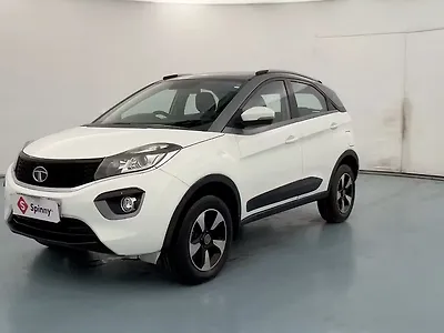 2018 Tata Nexon XZA Plus Petrol Dual Tone 1
