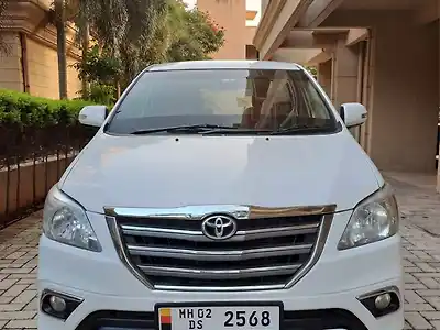 2014 टोयोटा इनोवा 2.5 zx 7 str bs-iii 1