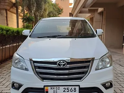 2014 Toyota Innova 2.5 ZX 7 STR BS-III 1