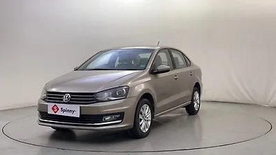 Second Hand Volkswagen Vento Highline 1.2 (P) AT in Bangalore Second Hand Volkswagen Vento Highline 1.2 (P) AT in Bangalore