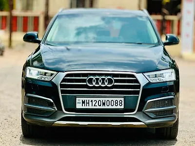2018 Audi Q3 30 TDI Premium FWD 1