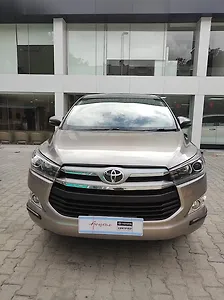 2017 Toyota Innova Crysta 2.4 V Diesel 1 2017 Toyota Innova Crysta 2.4 V Diesel 1