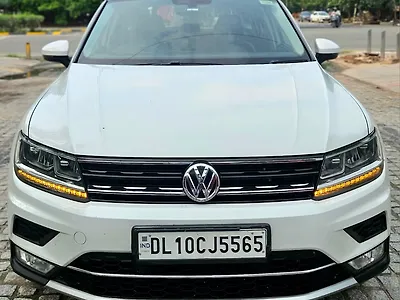 2017 Volkswagen Tiguan Highline TDI 1