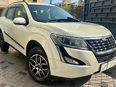 2019 महिंद्रा XUV500 w7 ऑटोमैटिक [2018-2020] 1
