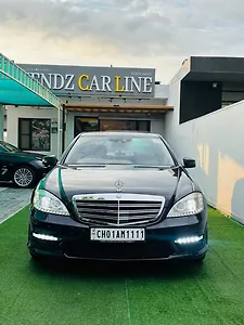 Second Hand Mercedes-Benz S-Class 350 CDI Long Blue-Efficiency in Hyderabad Second Hand Mercedes-Benz S-Class 350 CDI Long Blue-Efficiency in Hyderabad