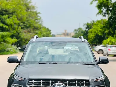 2021 Hyundai Venue S Plus 1.2 Petrol 1