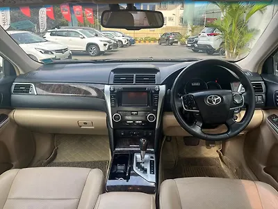 2014 Toyota Camry Hybrid