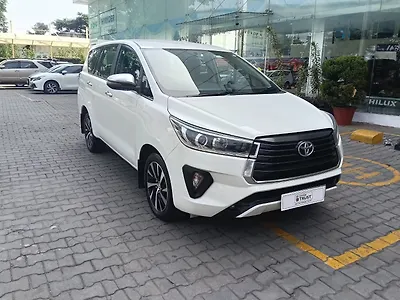 2022 Toyota Innova Crysta ZX 2.4 7 STR