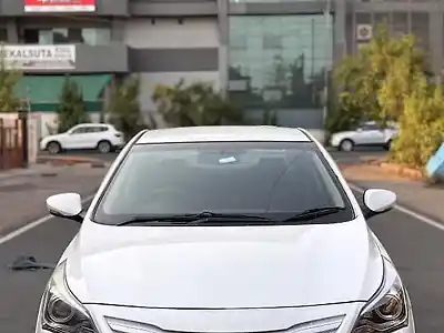 2017 हुंडई वरना sx 1.6 करोड़ 1