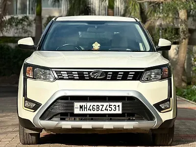 2021 Mahindra XUV300 W6 1.5 Diesel [2020] 1