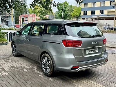 2022 Kia Carnival Limousine Plus 7 STR