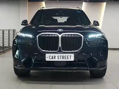 Second Hand बीएमडब्ल्यू x7 एक्सड्राइव40i एम स्पोर्ट in कोलकाता