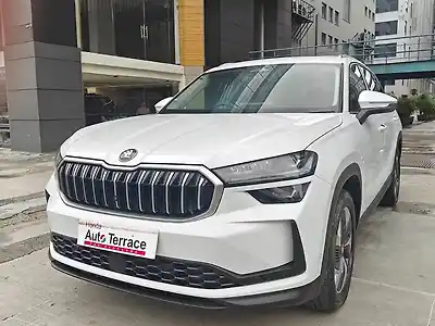 2025 स्कोडा कोडिएक Selection L&K 2.0 TSI AT 1