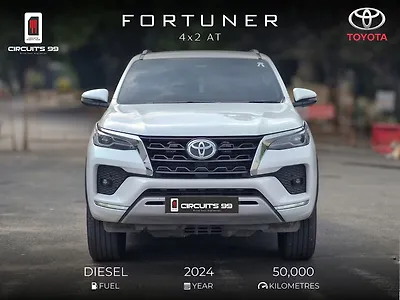 2024 Toyota Fortuner 4x2 2WD Diesel 2.8L Turbo Automatic 1 2024 Toyota Fortuner 4x2 2WD Diesel 2.8L Turbo Automatic 1