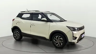 2022 Mahindra XUV300 W8 (O) 1.5 Diesel AMT 1 2022 Mahindra XUV300 W8 (O) 1.5 Diesel AMT 1