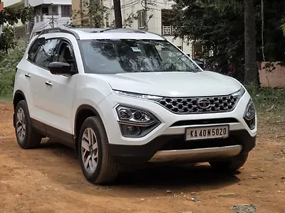 2023 Tata Safari Pure 7 STR