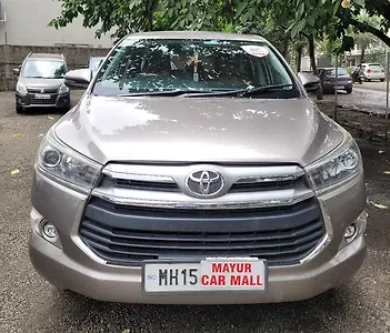 2018 Toyota Innova Crysta 2.4 V Diesel 1 2018 Toyota Innova Crysta 2.4 V Diesel 1