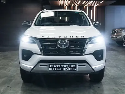 2023 Toyota Fortuner 4x2 2WD Diesel 2.8L Turbo 6 Speed Manual 1