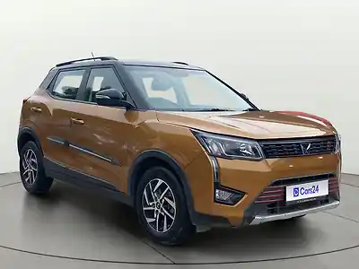 2022 महिंद्रा XUV300 w8 (o) 1.2 पेट्रोल 1